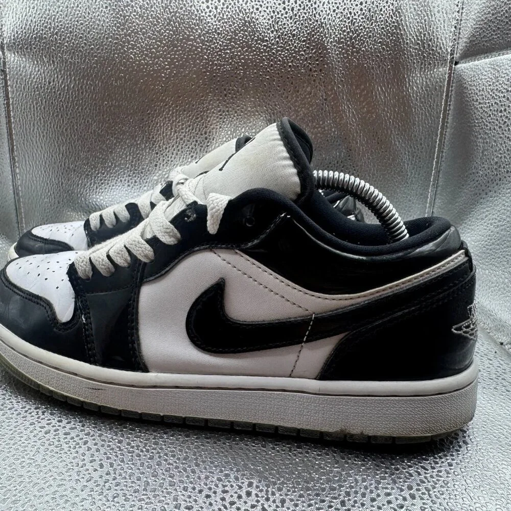 Size 8.5 Nike Air Jordan 1 Low SE Retro Concord Mens White Black Shoe DV1309-100